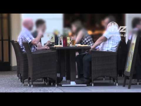 Uzależnienie – dlaczego alkohol działa inaczej na kobiety niż na mężczyzn ?